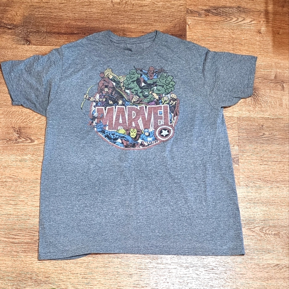 Marvel Gray T-Shirt Size L